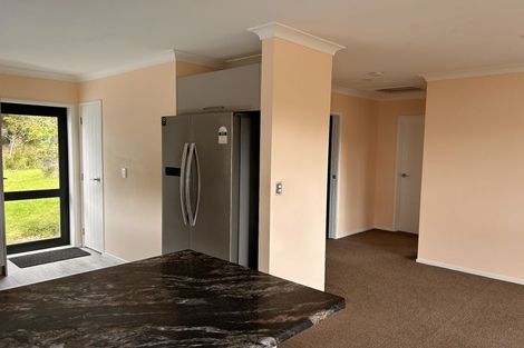 Photo of property in 133 Codlin Road, Waiuku, 2682