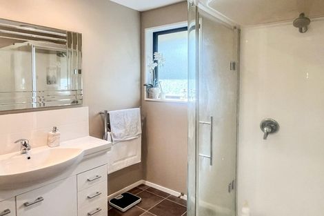 Photo of property in 2/9 Campbell Street, Sumner, Christchurch, 8081