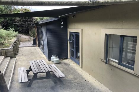 Photo of property in 60 Renwick Place, Nelson South, Nelson, 7010