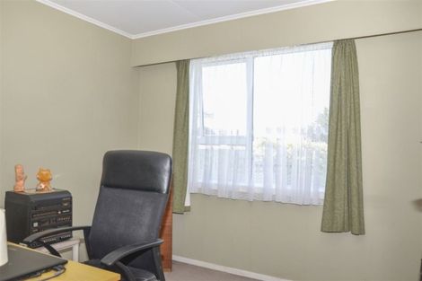 Photo of property in 75 Edinburgh Crescent, Waikiwi, Invercargill, 9810