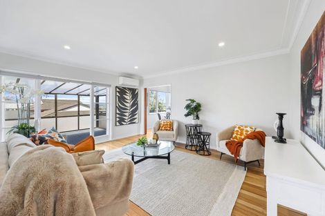 Photo of property in 109 Sandspit Road, Shelly Park, Auckland, 2014