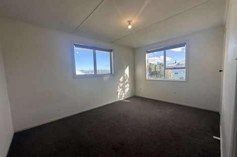 Photo of property in 2 Penguin Grove, Waitangirua, Porirua, 5024