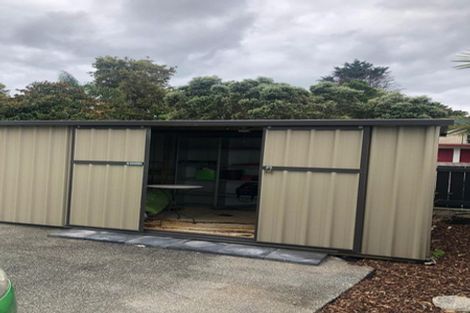 Photo of property in 8 Himalaya Drive, Half Moon Bay, Auckland, 2012