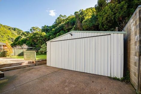 Photo of property in 112 Rangituhi Crescent, Takapuwahia, Porirua, 5022