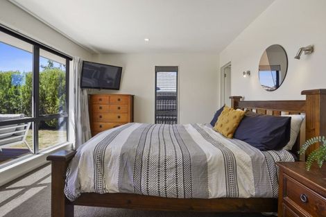 Photo of property in 11 Whitau Place, Marshland, Christchurch, 8083