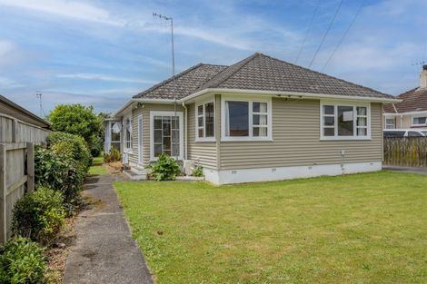 Photo of property in 154 Weraroa Road, Levin, 5510
