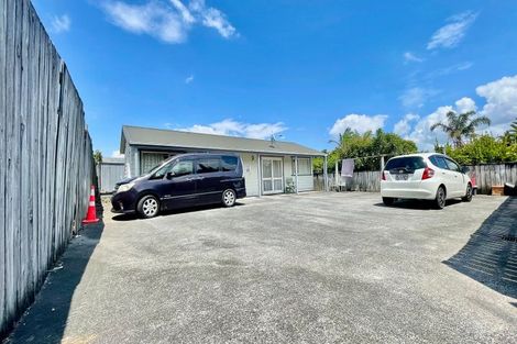 Photo of property in 32 Leslie Avenue, Sandringham, Auckland, 1025