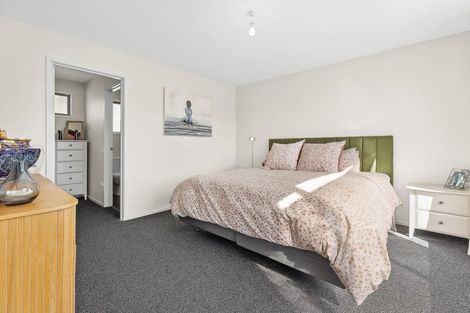 Photo of property in 24 Old Station Avenue, Wanaka, 9305