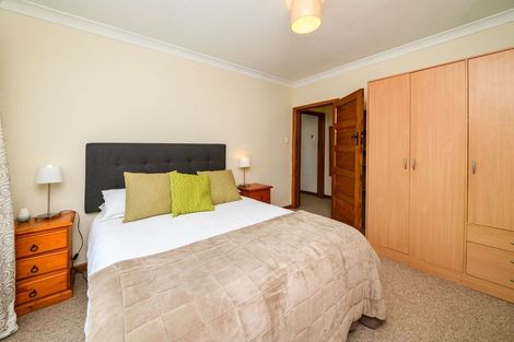 Photo of property in 16 Freyberg Street, Roslyn, Palmerston North, 4414