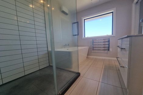 Photo of property in 443 Marine Parade, South New Brighton, Christchurch, 8062