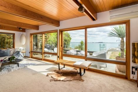 Photo of property in 102 Beachville Road, Redcliffs, Christchurch, 8081