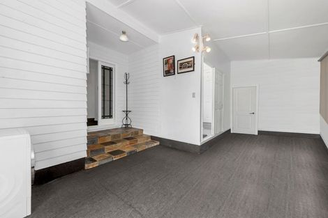 Photo of property in 26 Tiraumea Drive, Pakuranga, Auckland, 2010