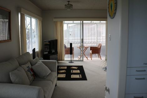 Photo of property in 1/5 Dowling Place, Pakuranga, Auckland, 2010