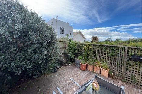 Photo of property in 18a Saint Mary Street, Thorndon, Wellington, 6011