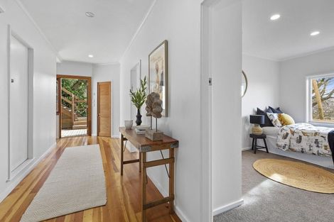 Photo of property in 86 Nicholson Road, Khandallah, Wellington, 6035