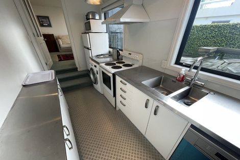 Photo of property in 22 King Edward Parade, Devonport, Auckland, 0624