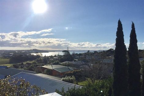 Photo of property in 1/74 Stanmore Bay Road, Stanmore Bay, Whangaparaoa, 0932