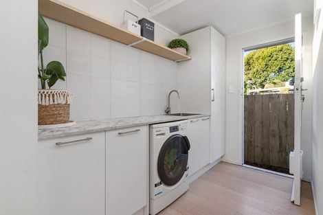 Photo of property in 1209 Papamoa Beach Road, Papamoa Beach, Papamoa, 3118