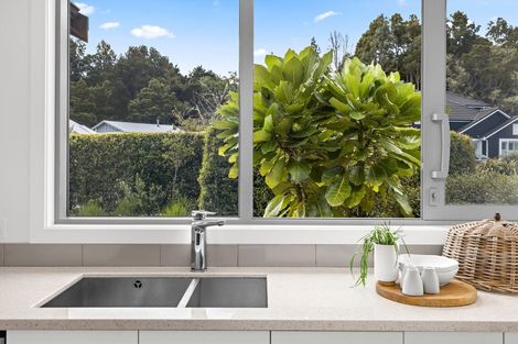 Photo of property in 17 Awanui Crescent, Matakana, Warkworth, 0985