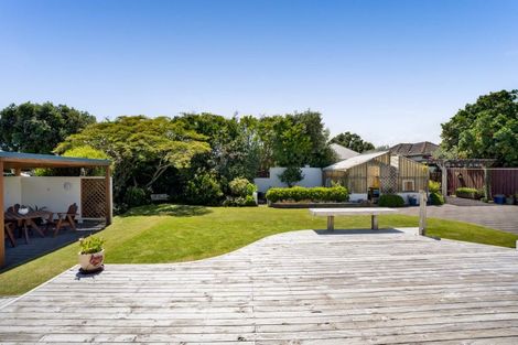 Photo of property in 53 Domett Street, Opunake, 4616