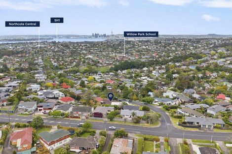 Photo of property in 85 Lynden Avenue, Hillcrest, Auckland, 0627