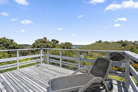 Photo of property in 7 Brind Road, Russell, 0202