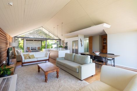 Photo of property in 26 Aotearoa Terrace, Murrays Bay, Auckland, 0630