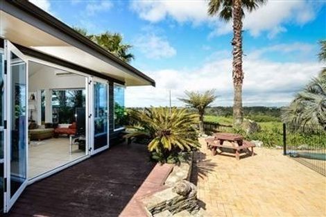 Photo of property in 144 Nixon Road, Taupaki, Henderson, 0782