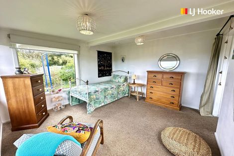 Photo of property in 1 Kowhai Street, Ravensbourne, Dunedin, 9022