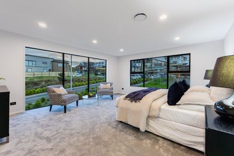 Photo of property in 3 Waitai Close, Long Bay, Auckland, 0630