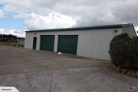 Photo of property in 39 Codlin Road, Waiuku, 2683