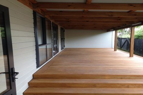 Photo of property in 87 Carnoustie Drive, Wattle Downs, Auckland, 2103