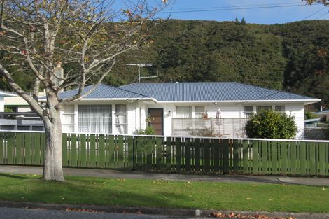 Photo of property in 176 Rata Street, Naenae, Lower Hutt, 5011