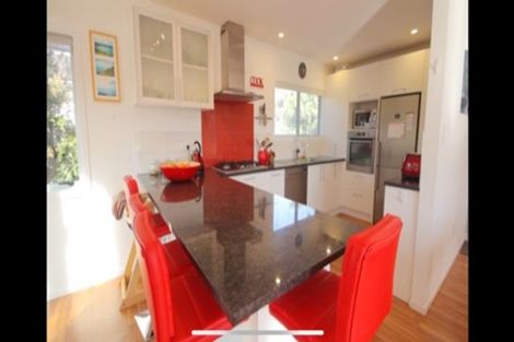 Photo of property in 4 Halder Place, Torbay, Auckland, 0632