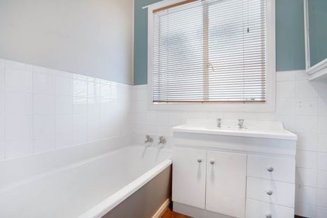 Photo of property in 118 Brandon Street, Featherston, 5710