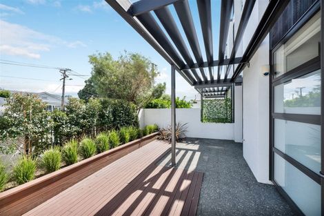 Photo of property in 54 Omahu Road, Greenlane, Auckland, 1051