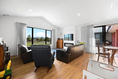 Photo of property in 402 Lake Road, Horsham Downs, 3791