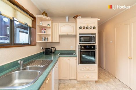 Photo of property in 16 Eastbank Street, Waverley, Dunedin, 9013