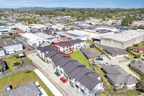 Photo of property in 9/60 Kelman Road, Kelston, Auckland, 0602