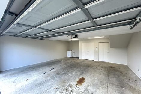 Photo of property in The Rise, 8/11 Hatfield Place, Albany Heights, Auckland, 0632
