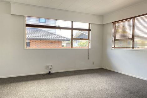 Photo of property in 1/4 Heathberry Close, Papatoetoe, Auckland, 2025