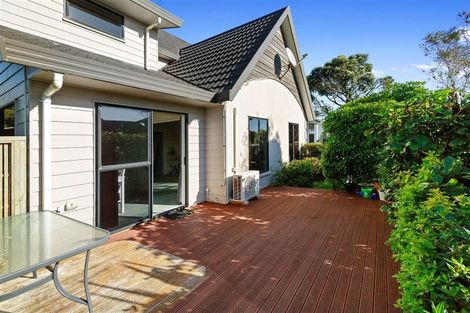 Photo of property in 12 Northwood Close, Woodridge, Wellington, 6037