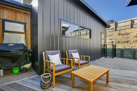 Photo of property in 20 Omaka Place, Aotea, Porirua, 5024