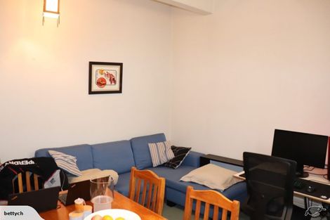 Photo of property in 300 Tinakori Road, Thorndon, Wellington, 6011