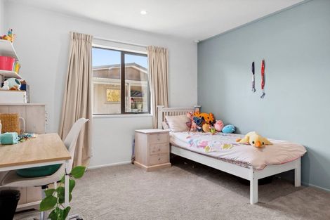 Photo of property in 22 Rata Street, Wanaka, 9305