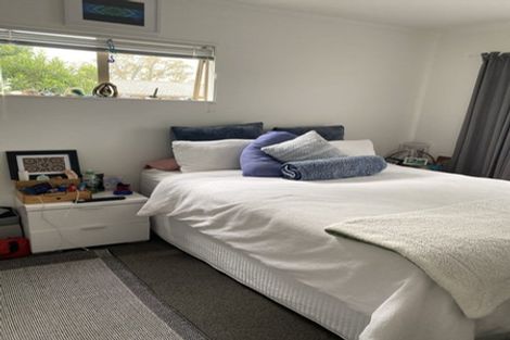 Photo of property in 7 Gina Avenue, Ranui, Auckland, 0612