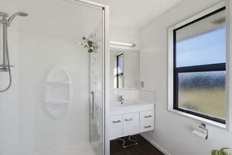 Photo of property in 35 Marriotts Road, North New Brighton, Christchurch, 8083
