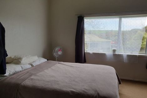 Photo of property in 203 Bridge Street, Eltham, 4322