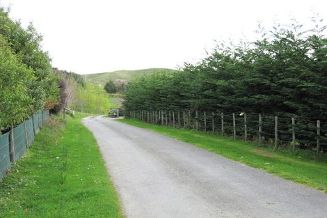 Photo of property in 32 Eucalyptus Way, Nikau Valley, Paraparaumu, 5032