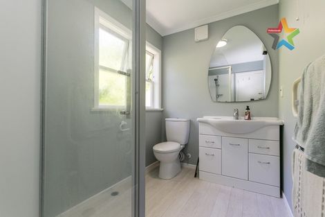 Photo of property in 57 Makara Road, Karori, Wellington, 6012